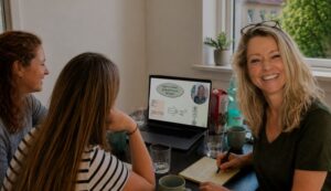 Målgruppen tester Relationsopbyggeren